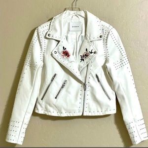 NWT faux white leather biker jacket Moto zip BlankNYC floral print studded